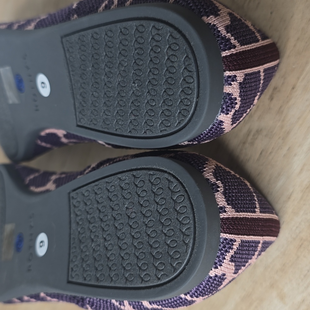 Rothy's The Point in Violet Giraffe, size 9 - Picture 7 of 10